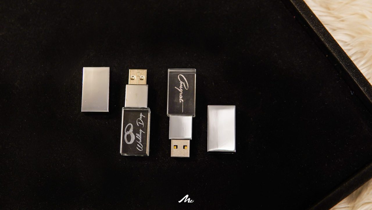 CRYSTAL LASER FLASH DRIVE | สลักรูป+ข้อความบน ” แฟลช ไดร์ฟคริสตัล 4K ...
